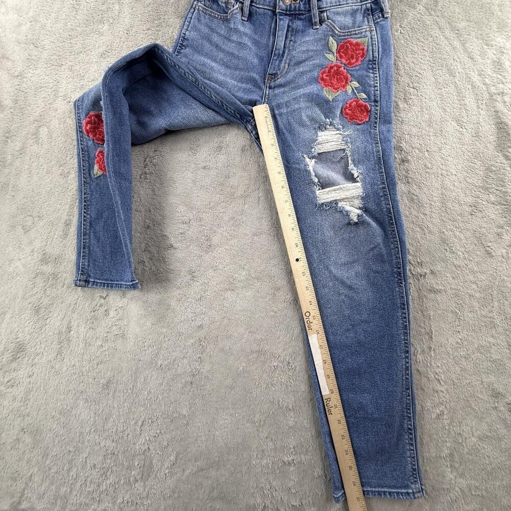 Hollister High Rise Slim Straight Jeans Women 0R Distressed Rose Embroidered Y2K - Picture 14 of 16